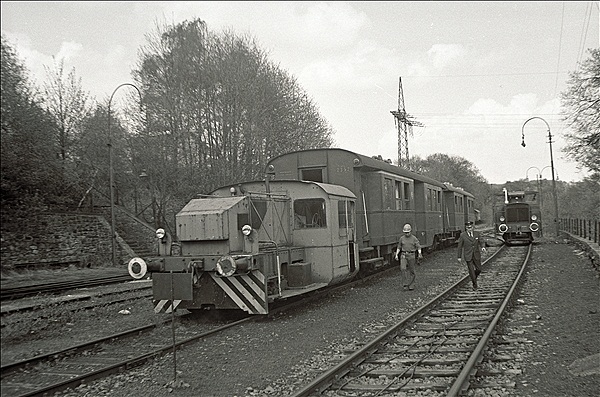 Foto:: VEH V3 + VEH V4 / Essen / 30.04.1978 (Foto,Fotos,Bilder,Bild,)