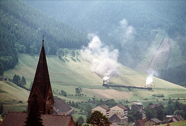 Foto:: OeBB 197.301 + OeBB 97.208 / Vordernberg / 23.07.1978 (Foto,Fotos,Bilder,Bild,)