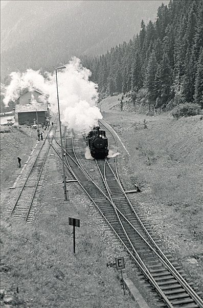 Foto:: OeBB 197.301 + OeBB 97.208 / Praebichl / 23.07.1978 (Foto,Fotos,Bilder,Bild,)