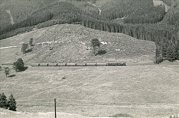 Foto:: OeBB 97 208 + OeBB 197 301 / Praebichl - Vordernberg / 23.07.197 (Foto,Fotos,Bilder,Bild,)