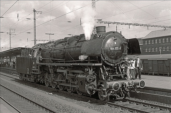 Foto:: DB 044 377-0 / Wanne-Eickel / 03.09.1978 (Foto,Fotos,Bilder,Bild,)