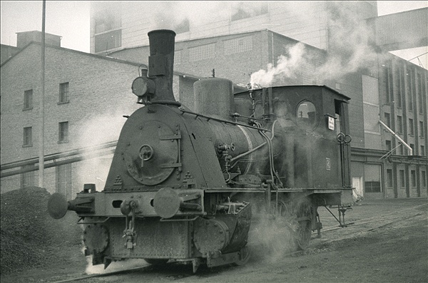 Foto:: Warburger Zuckerfabrik Lok 2 / Warburg / 04.11.1978 (Foto,Fotos,Bilder,Bild,)