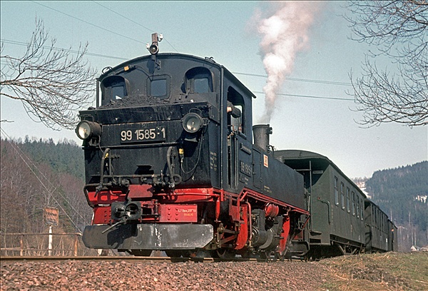 Foto:: DR 99 1585-1 / Grossrueckerswalde / 10.04.1979 (Foto,Fotos,Bilder,Bild,)