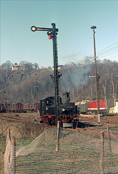 Foto:: DR 99 1585-1 + DR 110 629-3 / Wolkenstein / 10.04.1979 (Foto,Fotos,Bilder,Bild,)
