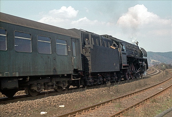 Foto:: DR 01 0520-5 / Saalfeld / April 1979 (Foto,Fotos,Bilder,Bild,)
