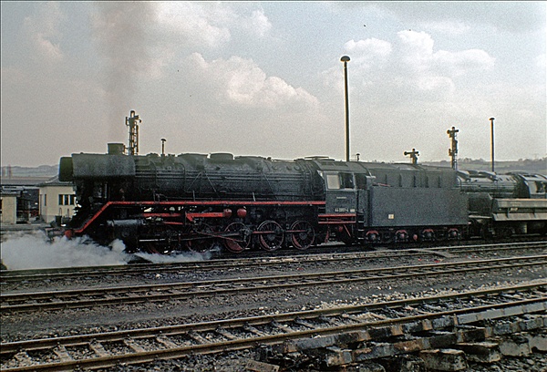 Foto:: DR 44 0851-4 / Saalfeld / April 1979 (Foto,Fotos,Bilder,Bild,)