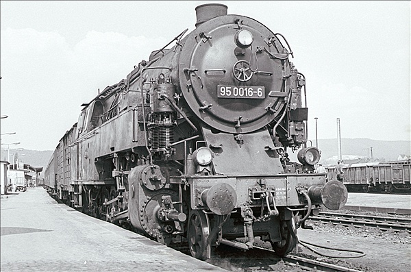 Foto:: DR 95 0016-6 / Saalfeld / April 1979 (Foto,Fotos,Bilder,Bild,)