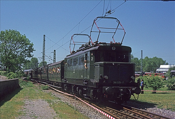 Foto:: DB 144 024-7 / Muenchen / 26.05.1979 (Foto,Fotos,Bilder,Bild,)