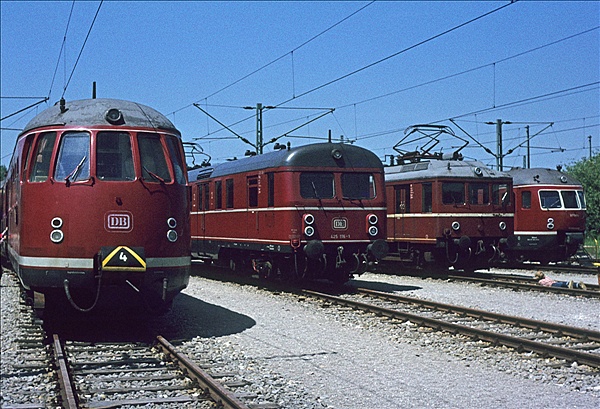 Foto:: DB 456 + DB 425 116-1 + DB 426 002-2 + DB 517 001-4 / Muenchen / (Foto,Fotos,Bilder,Bild,)