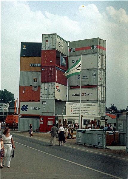Foto:: Containerturm / Hamburg / 24.06.1979 (Foto,Fotos,Bilder,Bild,)