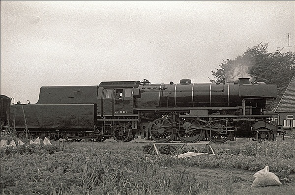 Foto:: VSM6 (ex DB 23 071) / Apeldoorn - Loenen / 02.09.1979 (Foto,Fotos,Bilder,Bild,)