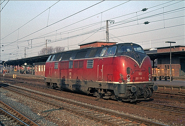Foto:: DB 221 119-1 / Rheine / 28.10.1979 (Foto,Fotos,Bilder,Bild,)