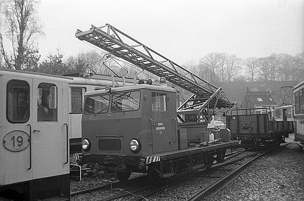 Foto:: Leiterfahrzeug / Wuppertal / 02.02.1980 (Foto,Fotos,Bilder,Bild,)