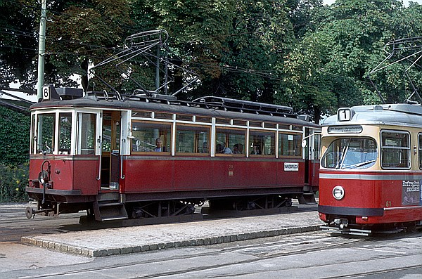 Foto:: IVB 2 + IVB 61 / Innsbruck / 10.09.1980 (Foto,Fotos,Bilder,Bild,)