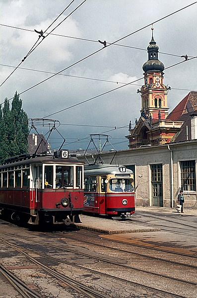 Foto:: IVB 2 + IVB 61 / Innsbruck / 10.09.1980 (Foto,Fotos,Bilder,Bild,)
