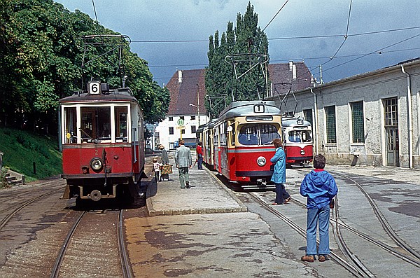 Foto:: IVB 2 + IVB 61 / Innsbruck / 10.09.1980 (Foto,Fotos,Bilder,Bild,)