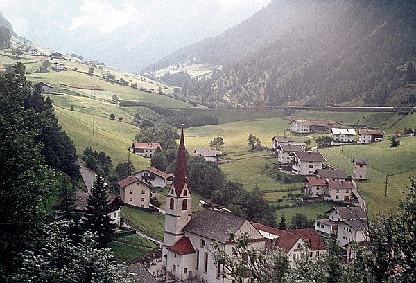 Foto:: OeBB 1043 / St. Jodok am Brenner / 10.09.1980 (Foto,Fotos,Bilder,Bild,)