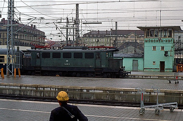 Foto:: DB 144 189-8 / Muenchen / 11.09.1980 (Foto,Fotos,Bilder,Bild,)