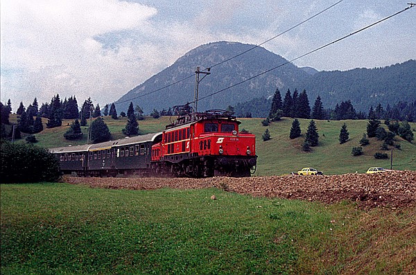 Foto:: OeBB 1020.36 / Gerold / 18.09.1980 (Foto,Fotos,Bilder,Bild,)