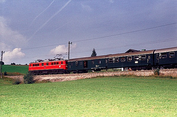 Foto:: OeBB 1110.15 / Mittenwald / 18.09.1980 (Foto,Fotos,Bilder,Bild,)