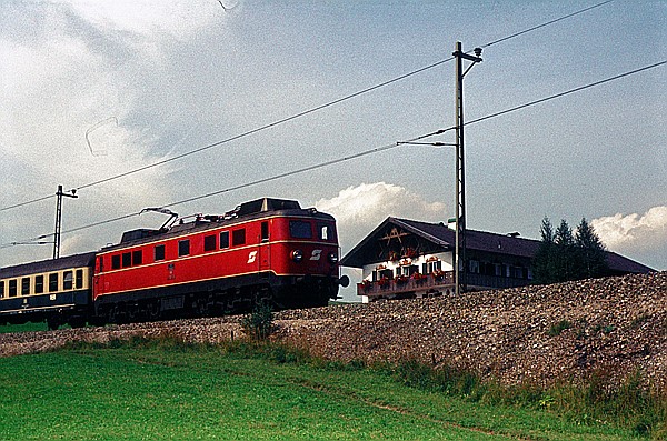 Foto:: OeBB 1110.521 / Mittenwald / 18.09.1980 (Foto,Fotos,Bilder,Bild,)