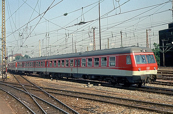 Foto:: DB 614 / Stuttgart / 19.09.1980 (Foto,Fotos,Bilder,Bild,)