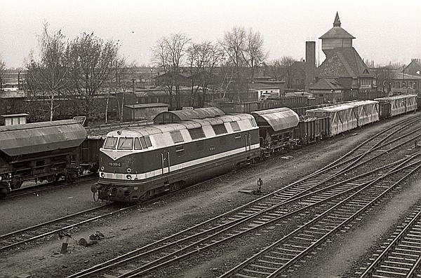 Foto:: DR 118 066-0 / Berlin / 15.11.1980 (Foto,Fotos,Bilder,Bild,)