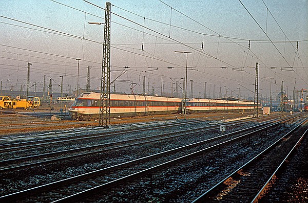 Foto:: DB 403 / Hamm / 01.02.1981 (Foto,Fotos,Bilder,Bild,)