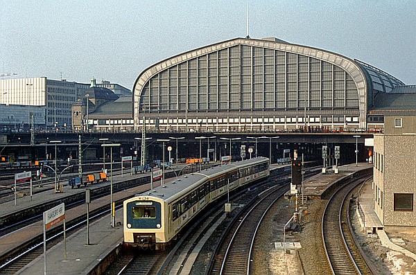 Foto:: DB 472 + DB 473 / Hamburg / 15.02.1981 (Foto,Fotos,Bilder,Bild,)
