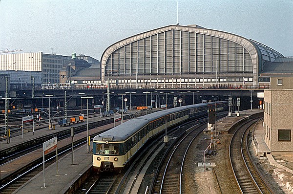 Foto:: DB 471 + DB 871 / Hamburg / 15.02.1981 (Foto,Fotos,Bilder,Bild,)
