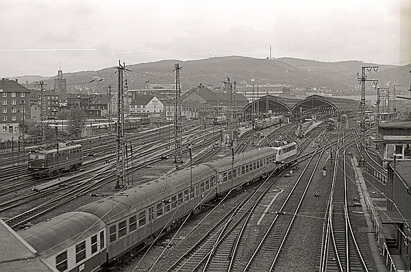 Foto:: DB 110 223-5 / Hagen / 22.02.1981 (Foto,Fotos,Bilder,Bild,)