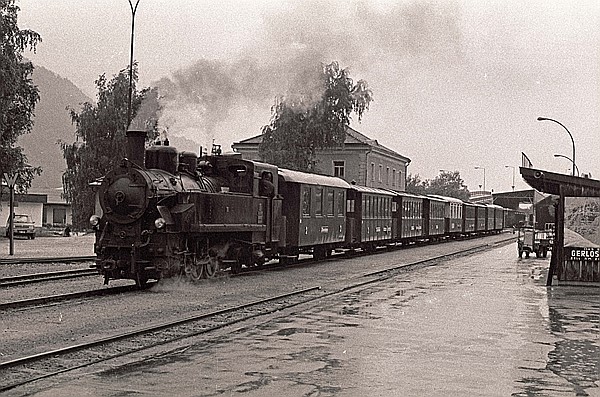 Foto:: ZB 5 / Jenbach / 04.06.1981 (Foto,Fotos,Bilder,Bild,)