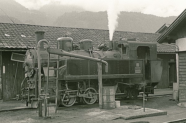 Foto:: ZB 5 / Jenbach / 05.06.1981 (Foto,Fotos,Bilder,Bild,)