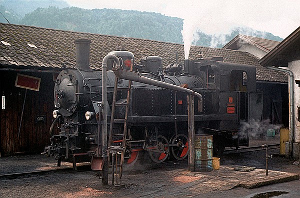 Foto:: ZB 5 / Jenbach / 05.06.1981 (Foto,Fotos,Bilder,Bild,)