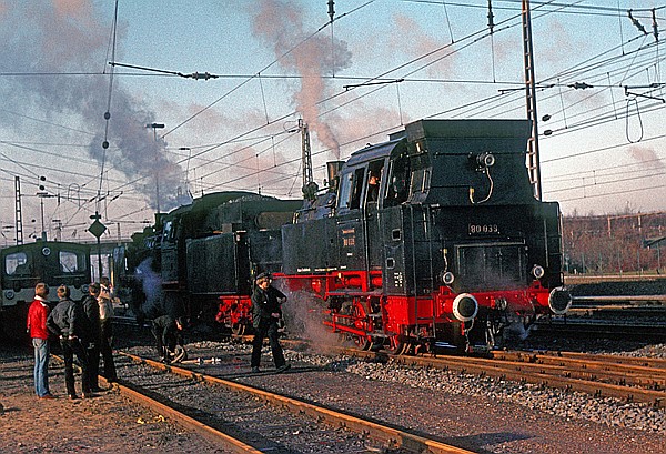 Foto:: EK 24 009 + 80 039 / Neubeckum / 31.01.1982 (Foto,Fotos,Bilder,Bild,)