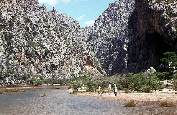 Foto:: Bucht / Sa Calobra / Mai 1984 (Foto,Fotos,Bilder,Bild,)