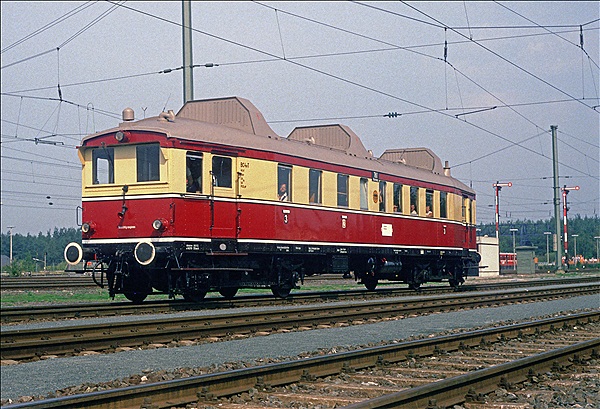 Foto:: VT 761 Nuernberg / Nuernberg / 21.09.1985 (Foto,Fotos,Bilder,Bild,)