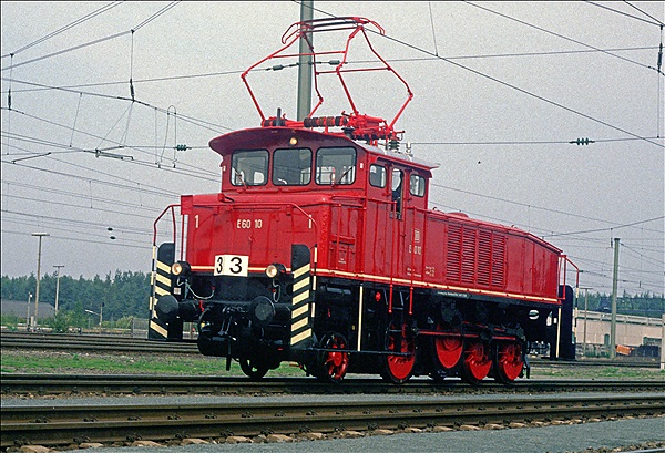 Foto:: E 60 10 / Nuernberg / 21.09.1985 (Foto,Fotos,Bilder,Bild,)