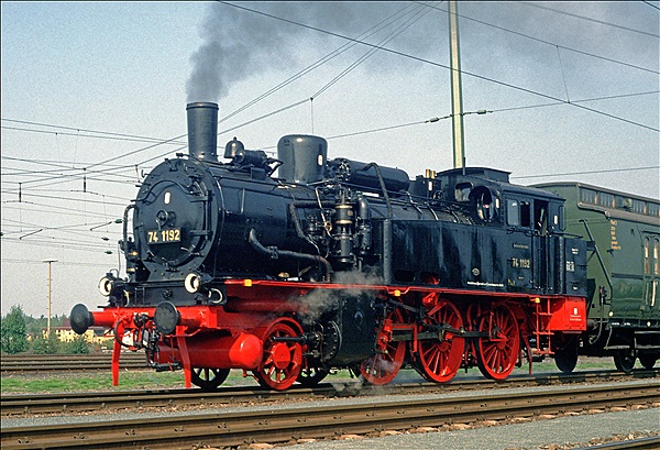 Foto:: 74 1192 / Nuernberg / 21.09.1985 (Foto,Fotos,Bilder,Bild,)