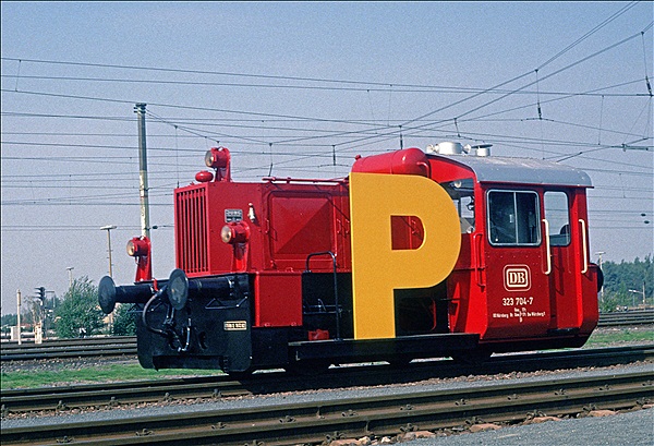 Foto:: DB 323 704-7 / Nuernberg / 21.09.1985 (Foto,Fotos,Bilder,Bild,)