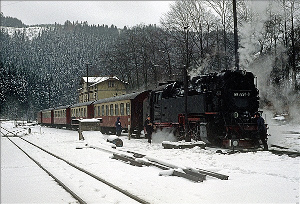 Foto:: DR 99 7234-0 / Eisfelder-Talmuehle / 03.03.1990 (Foto,Fotos,Bilder,Bild,)