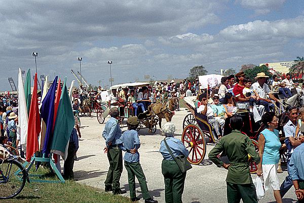 Foto:: 1. Mai Parade /Holguin / 01.05.1992 (Foto,Fotos,Bilder,Bild,)