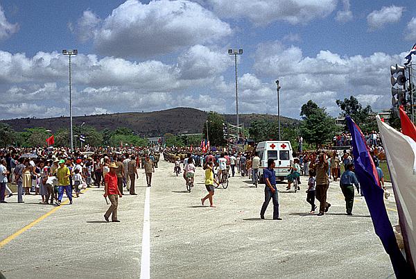 Foto:: 1. Mai Parade /Holguin / 01.05.1992 (Foto,Fotos,Bilder,Bild,)