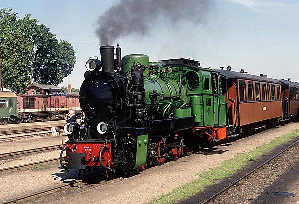 Foto:: DR 99 4633-6 (53 Mh) + DR 202 651-6 / Putbus / 26.06.1993 (Foto,Fotos,Bilder,Bild,)