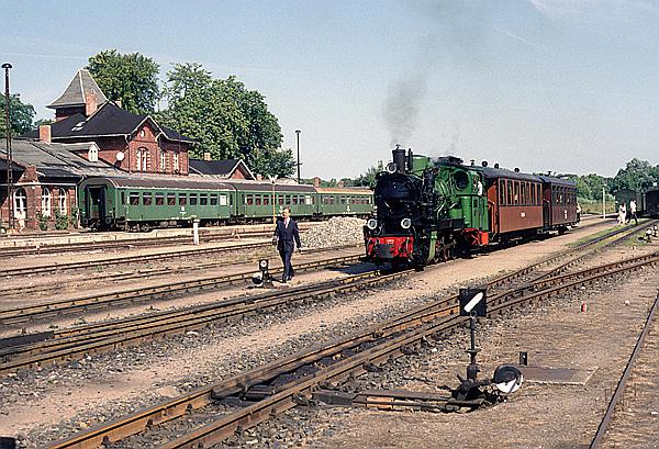Foto:: DR 99 4633-6 (53 Mh) / Putbus / 26.06.1993 (Foto,Fotos,Bilder,Bild,)