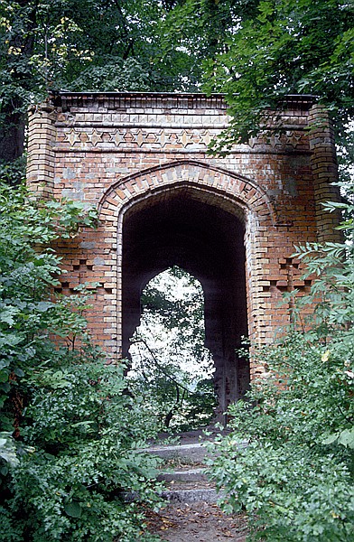 Foto:: Besichtigung Schloss Sztynort / Sztynort / September 1994 (Foto,Fotos,Bilder,Bild,)