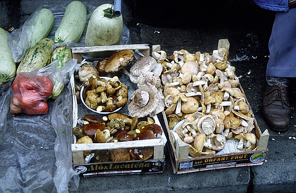 Foto:: Wochenmarkt / Mragowo / September 1994 (Foto,Fotos,Bilder,Bild,)