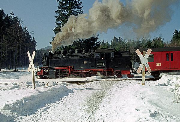 Foto:: DR 99 7237-3 / Drei Annen Hohne /17.03.1996 (Foto,Fotos,Bilder,Bild,)