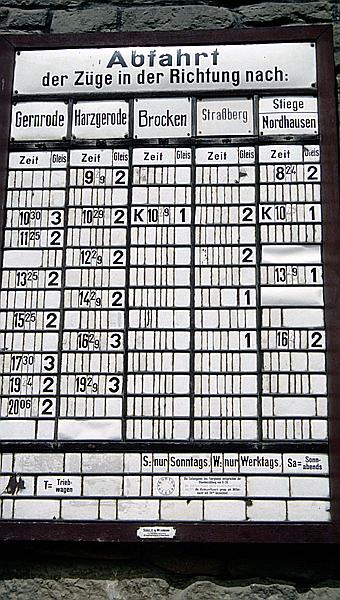 Foto:: Abfahrtstafel / Alexisbad / 10.06.1996 (Foto,Fotos,Bilder,Bild,)
