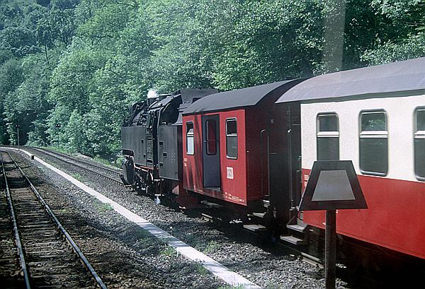 Foto:: DR 99 7238-1 + DR 187 012-0 / Eisfelder Talmuehle / 10.06.1996 (Foto,Fotos,Bilder,Bild,)